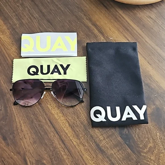Quay High Key black frame/fade lenses - Picture 3 of 7